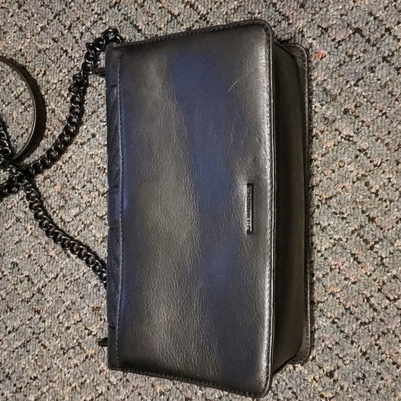 Rebecca Minkoff Chevron Quilted crossbody - Picture 14 of 15